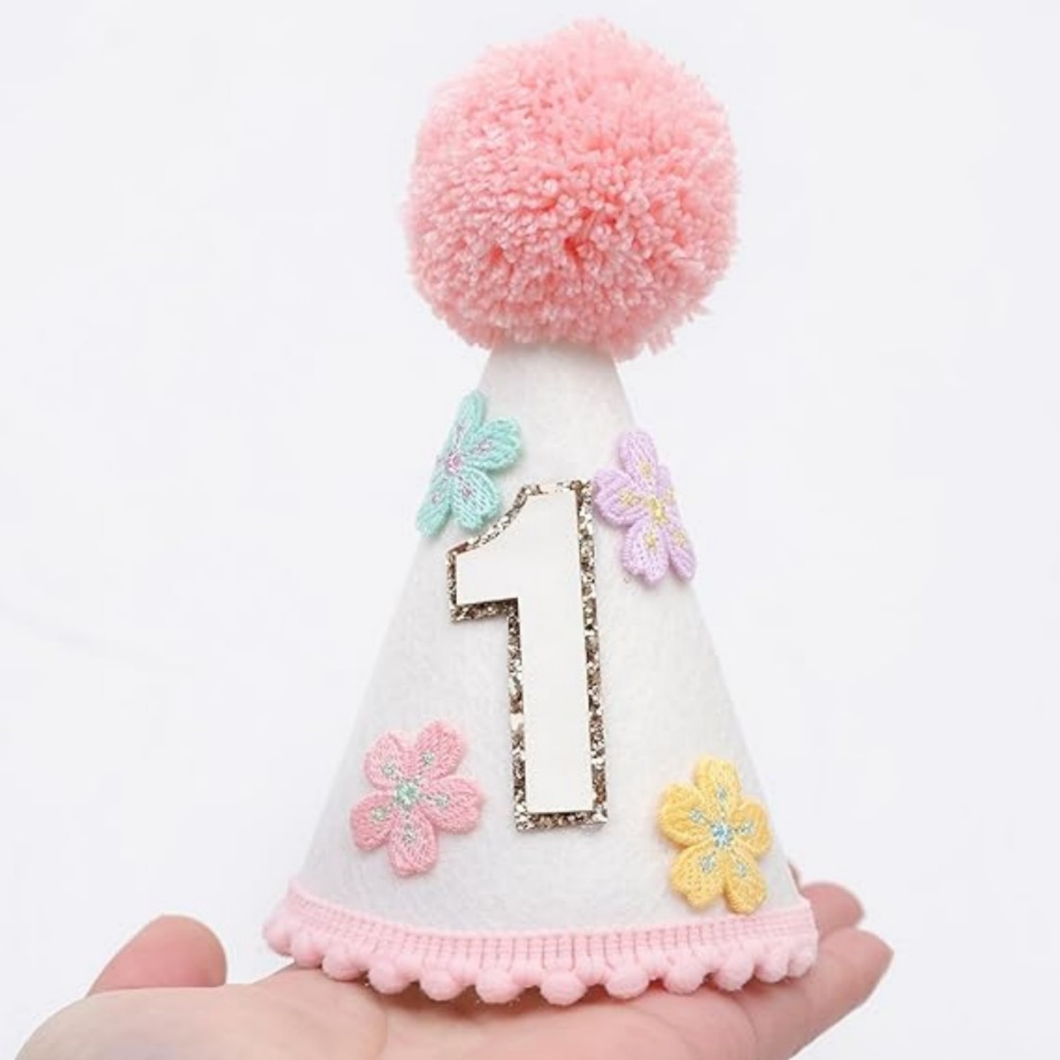 Party Hat Cone - カラフルな花柄の円錐形の誕生日帽子、キュートで魅力的な誕生日帽子、最初の誕生日の飾り、女の子に最適です。