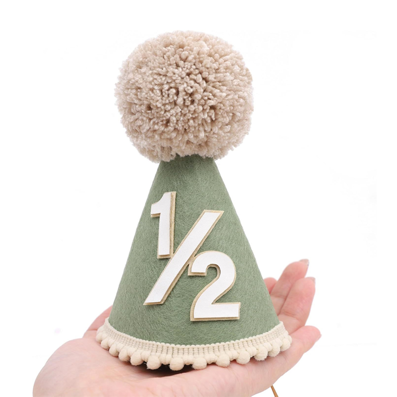 1/2歳の誕生日帽子、ミニコーンハット、生後半年の赤ちゃん、 - Party Hat Cone のレビューと価格