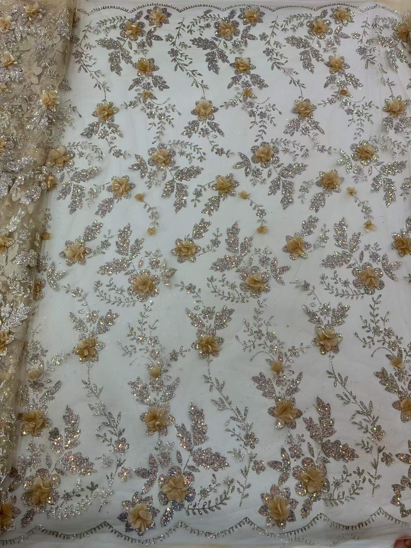 アフリカレース生地刺繍スパンコールナイジェリアレース生地 3 - Glitter Tablecloth のレビューと価格
