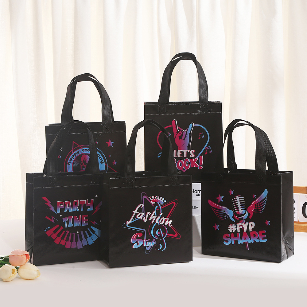 10 個ブラックレッツロックミュージックテーマ不織布ギフト包 - Event Party Shop のレビューと価格