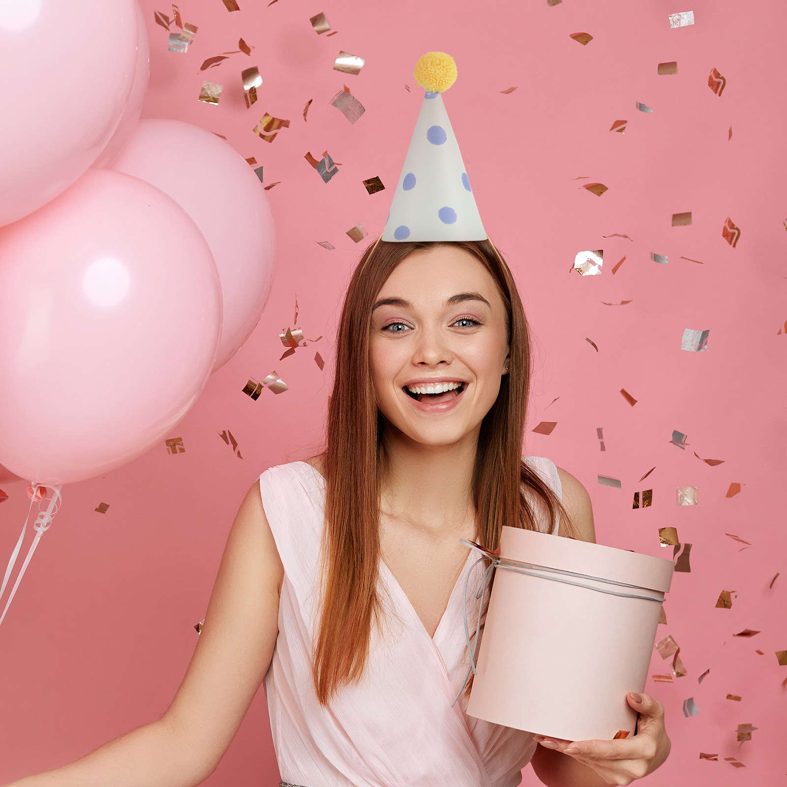 14個入り紙製誕生日帽子 子供用 円錐形パーティーハット ポ - Party Hat Cone のレビューと価格