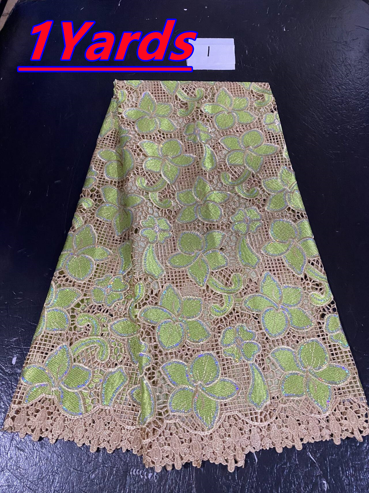 アフリカのスパンコールレース生地ファッションナイジェリア刺繍 - Glitter Tablecloth のレビューと価格